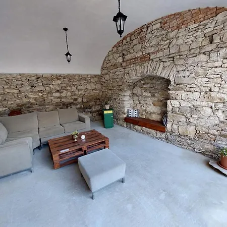 Alipoint Apartman